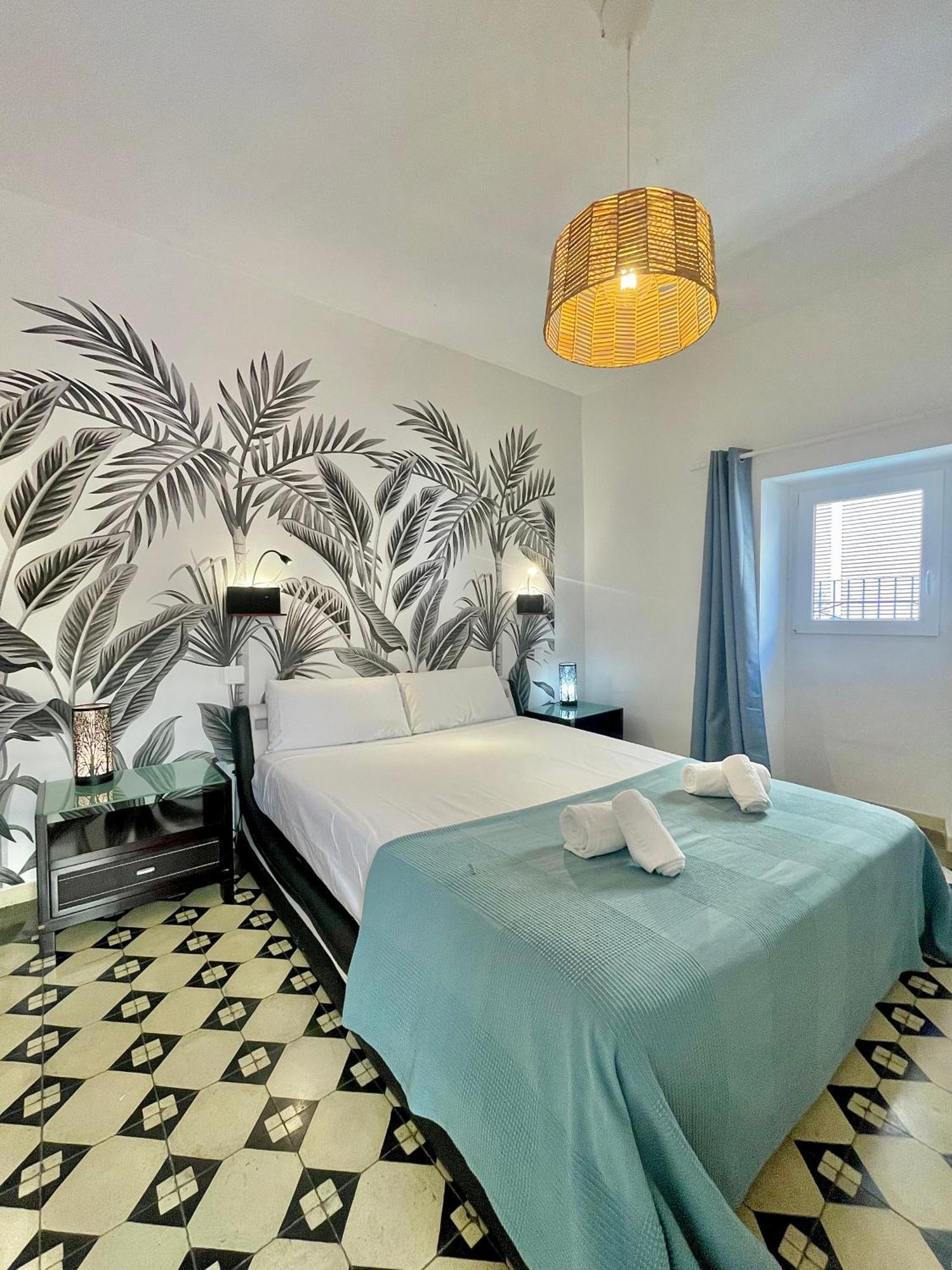 House -Rooftop&Jacuzzi -StayinSevilla Exterior foto